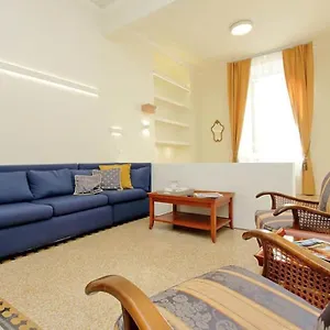 Elegant In The Heart Of Rome-navona Area Apartament