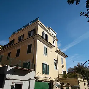 Licinia Due Apartament